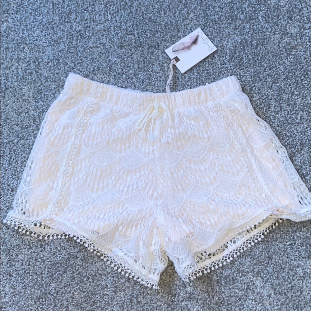 white lace child shorts